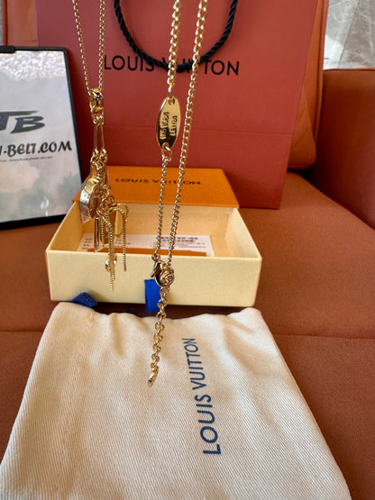 Louis Vuitton LV&Me Charm necklace - gold monogram series