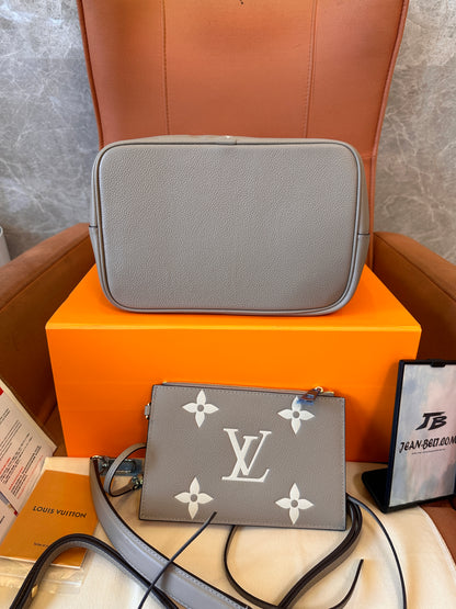 Louis Vuitton Neonoe MM leather shoulder bag