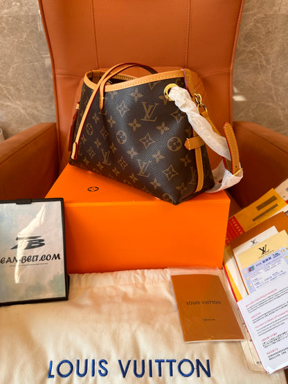 Louis Vuitton NeoNoe monogram canvas bucket bag