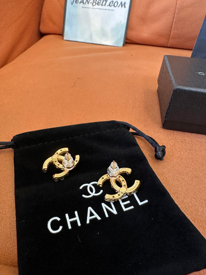 Chanel pearl & crystal CC earrings