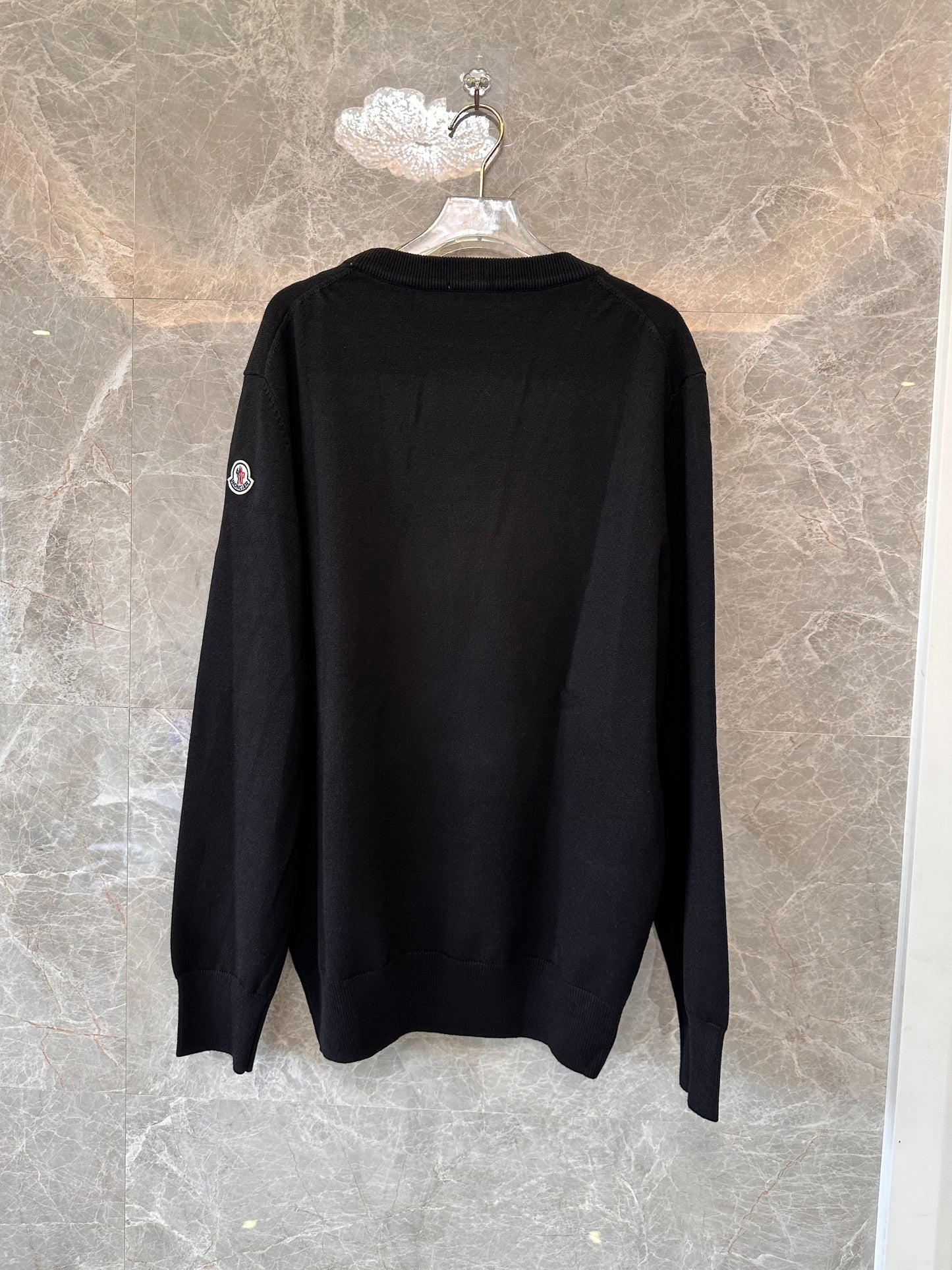 Moncler classic logo print black knitted sweater