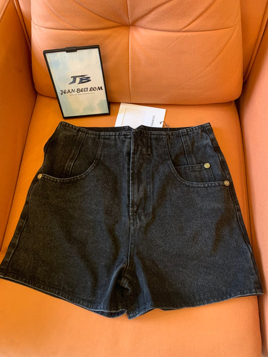 Chanel classic high-waisted denim shorts