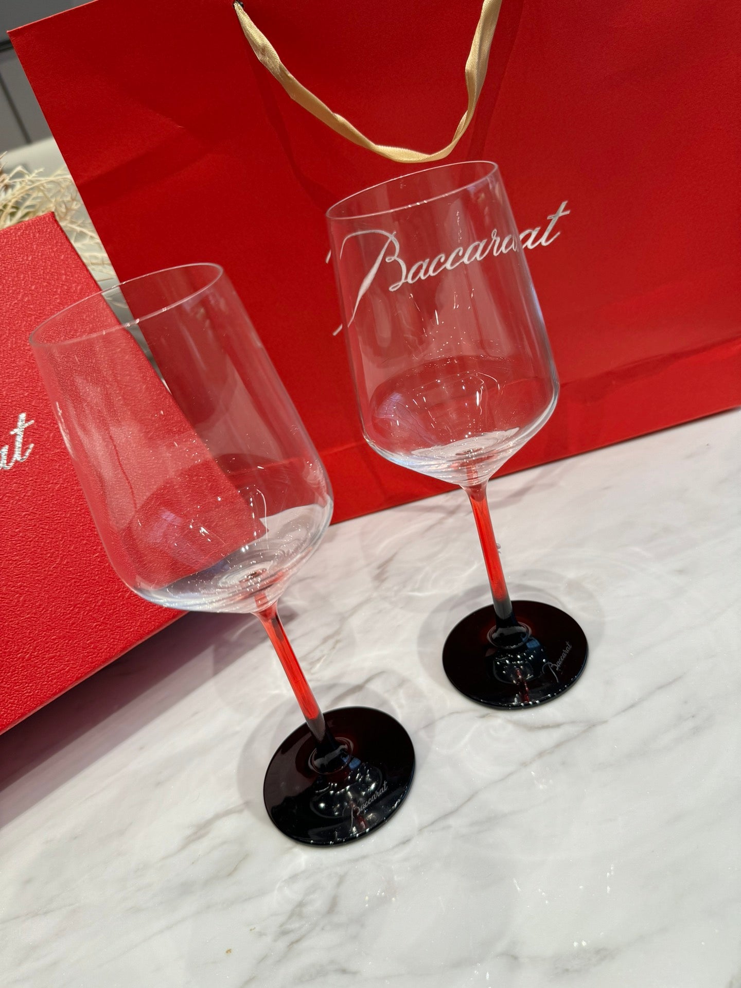 Baccarat Crystal Wine Glass Set (2-Piece Gift Box)