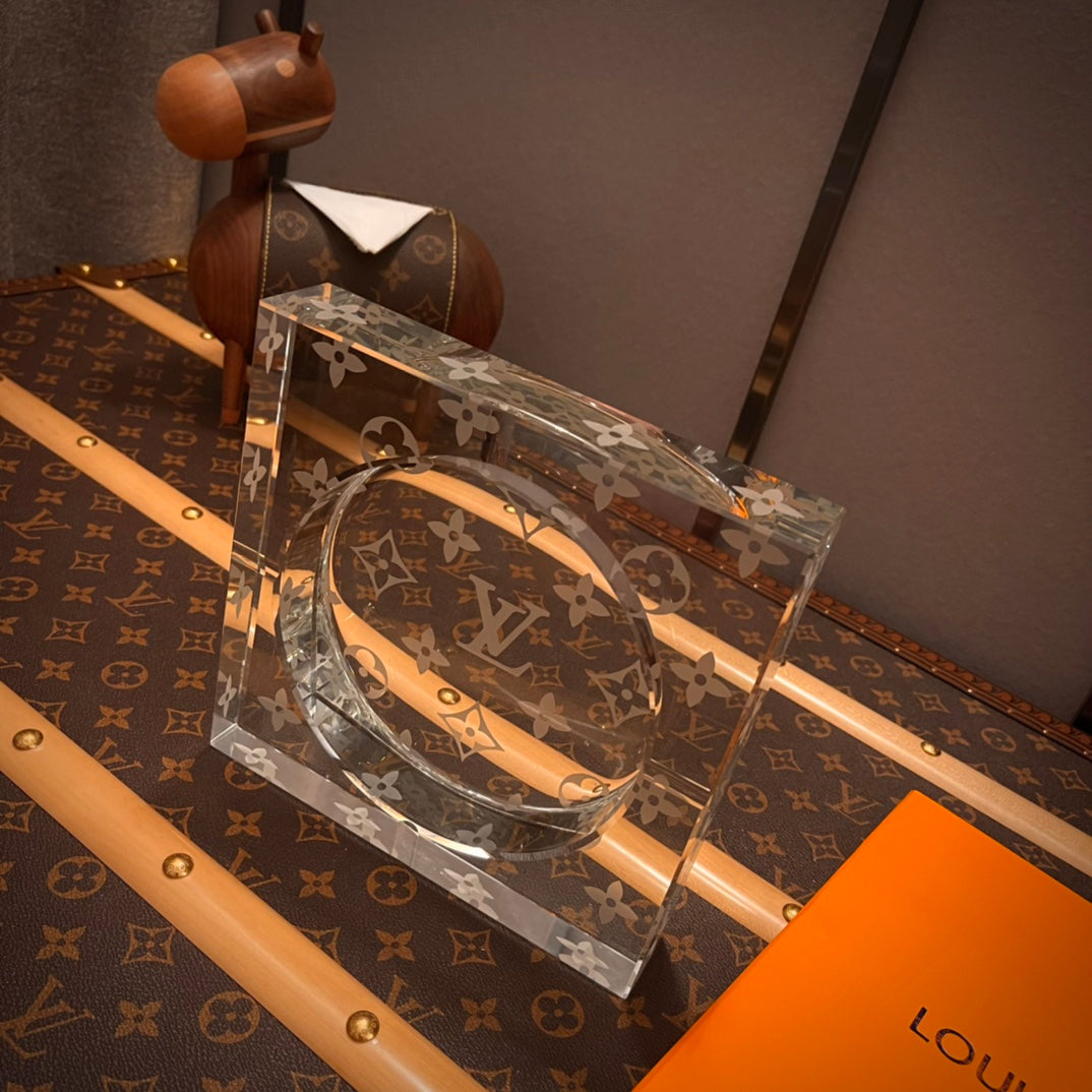 Louis Vuitton x Baccarat Crystal Ashtray – Limited Edition Luxe Home Decor