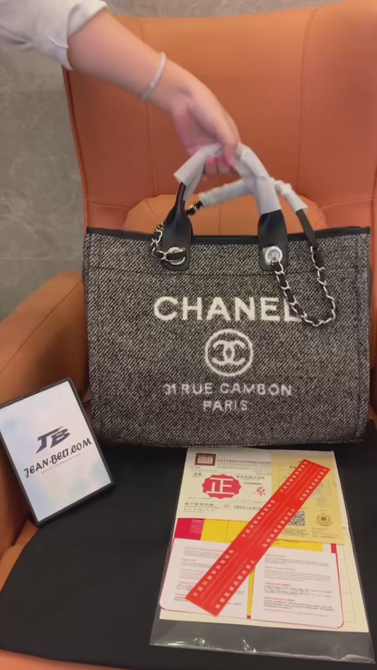 Chanel 2021 fall/winter tote shopping bag black