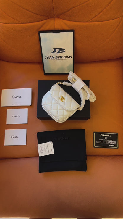 Chanel 22k mini bag white