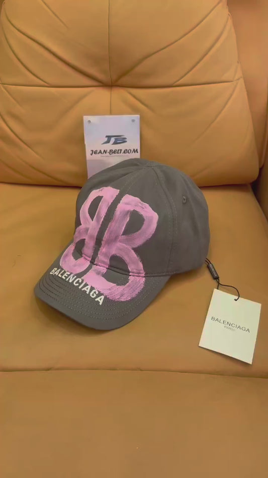 Balenciaga cap grey pink