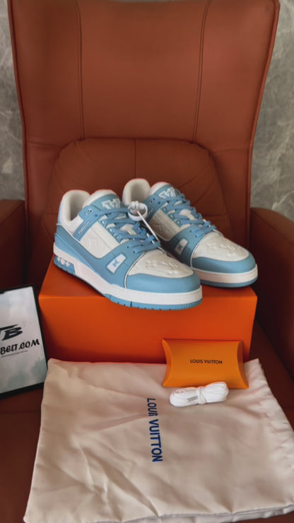 Louis Vuitton sneakers baby blue