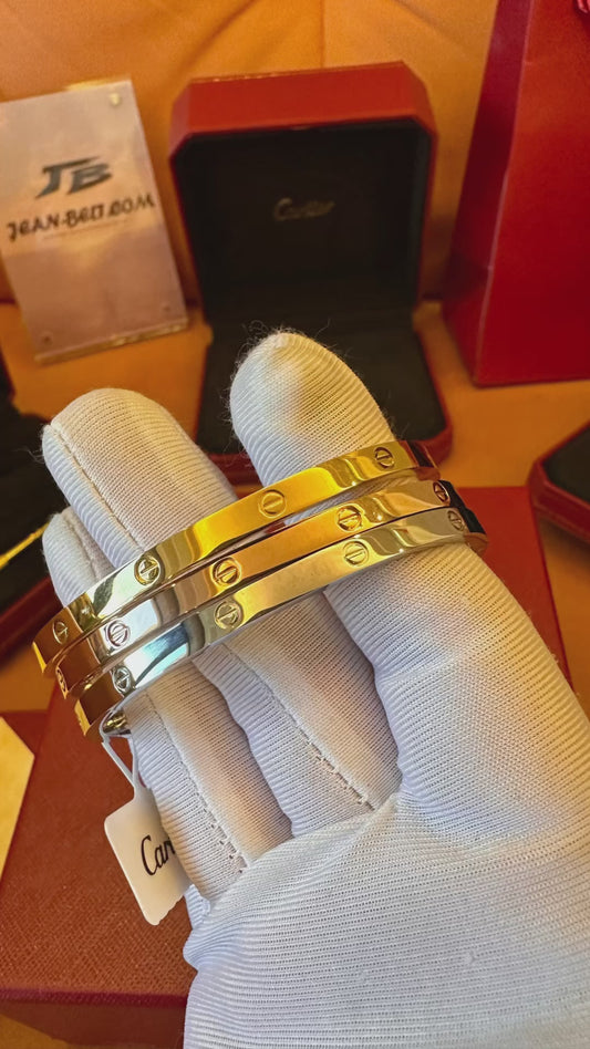 Cartier love bracelet small model gold/rose gold/silver